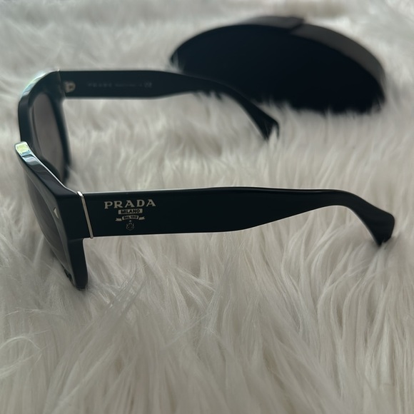 PRADA Milano sunglasses - Picture 7 of 7